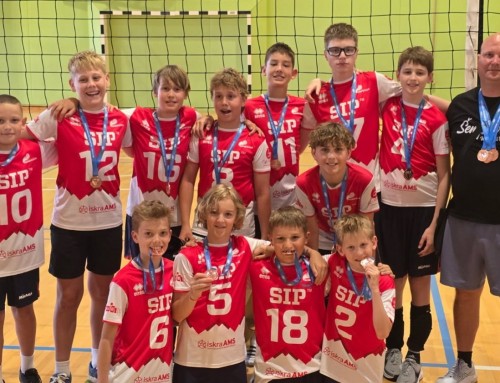 Ekipa male odbojke 3. v državi